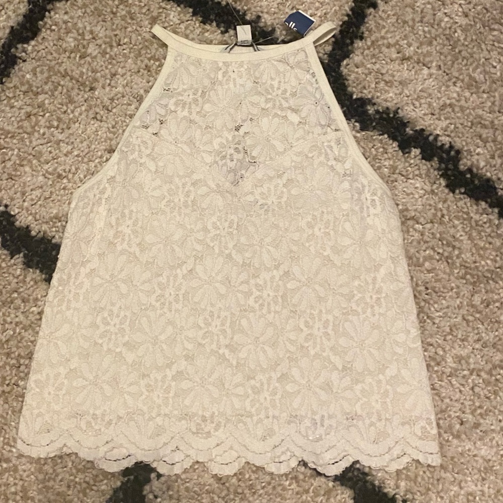 LACE TOP!